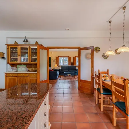 Do Pinhal By Interhome Pêra