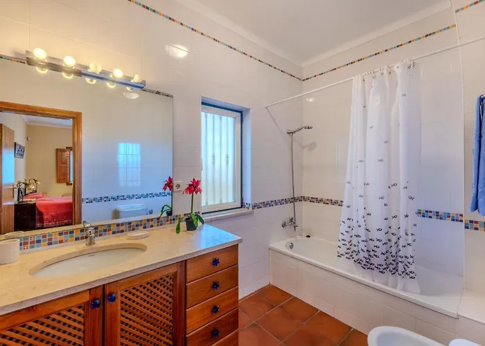 Do Pinhal By Interhome Pêra